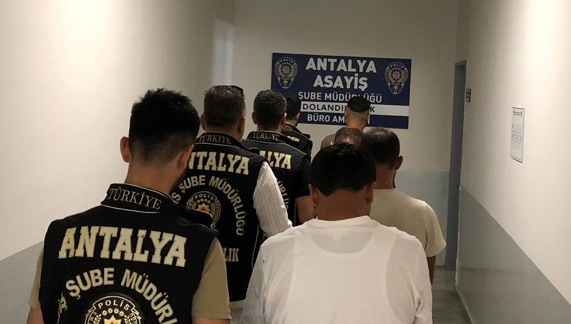 Antalya’da dolandırıcılık iddiasına dört tutuklama